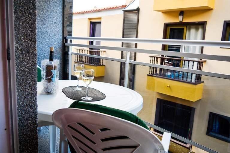 Apartamentos Sol Mar Los Cristianos  Exterior photo