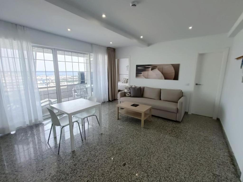 Apartamentos Sol Mar Los Cristianos  Exterior photo